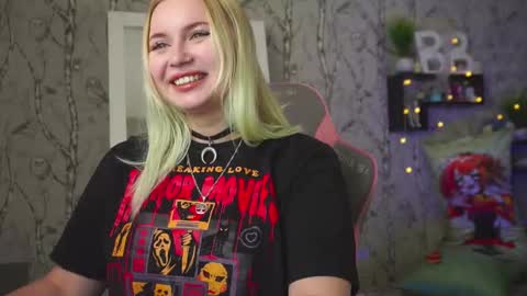 Emilia online show from February 2026 06:11:02 AM