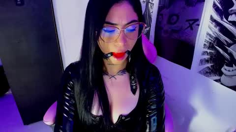 MOON online show from January 2025 04:01:02 AM