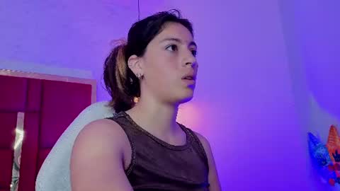 Snapshot of moon_winy chatting on June 2026 11:35:01 AM Winy online show from June 2026 11:35:01 AM