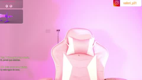 Snapshot of moonbella_bell chatting on June 2026 05:12:02 AM bell online show from June 2026 05:12:02 AM