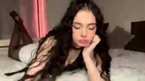 moonfaairy online show from March 2026 05:42:02 PM