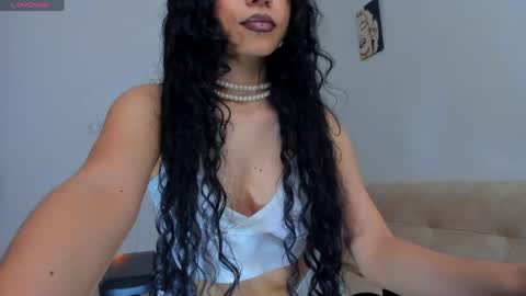 Snapshot of moonmadison chatting on May 2026 04:25:02 PM Madison online show from May 2026 04:25:02 PM