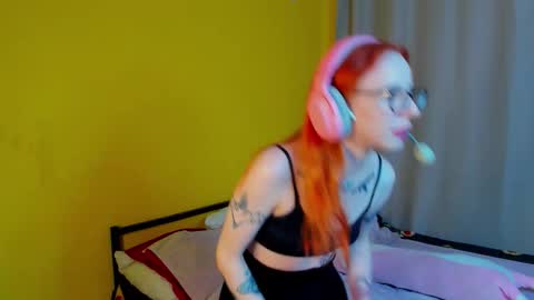 Snapshot of moonscarr chatting on February 2026 03:20:01 PM Coraline online show from February 2026 03:20:01 PM