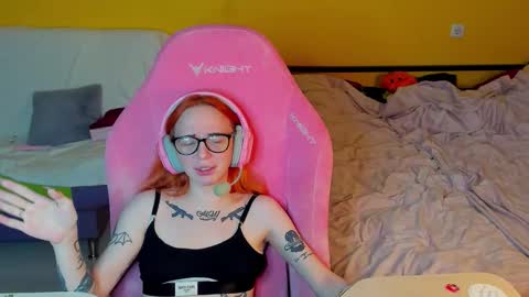 Snapshot of moonscarr chatting on February 2026 04:07:02 PM Coraline online show from February 2026 04:07:02 PM