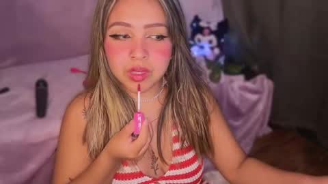 moonxxvelvet online show from February 2026 07:35:01 PM