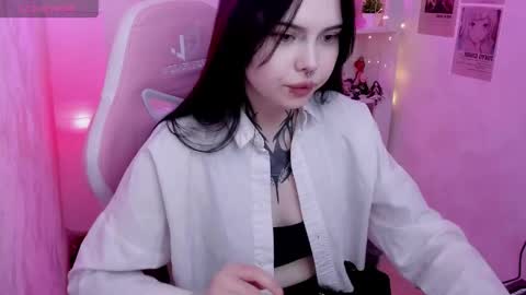 Snapshot of morana_batt chatting on May 2026 01:57:01 AM Morana online show from May 2026 01:57:01 AM
