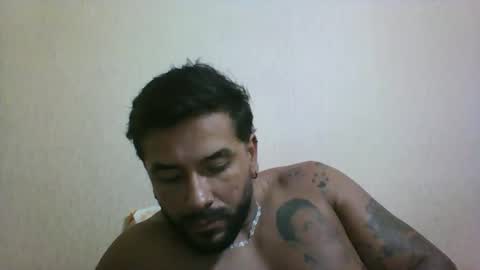morenito_06 online show from October 2025 07:08:01 AM