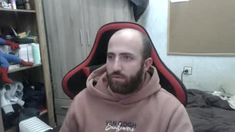 alejo online show from December 2025 06:48:01 PM