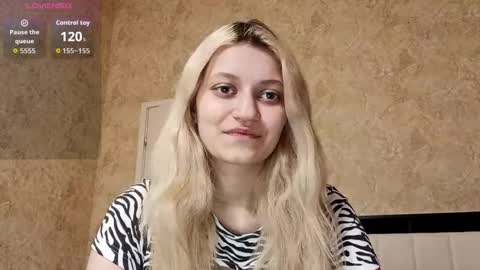 Snapshot of morgankesey chatting on March 2026 09:15:01 PM Eva is here now help me get 50 thumbs up pls online show from March 2026 09:15:01 PM