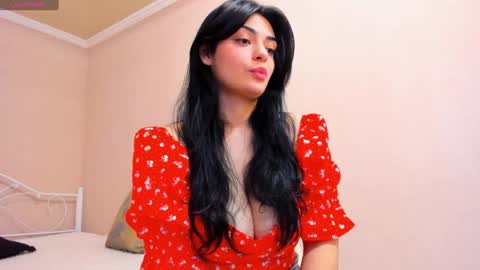 Snapshot of moroccan_diamond_ chatting on December 2024 08:47:01 AM Medina online show from December 2024 08:47:01 AM