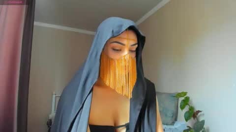 Snapshot of moroccan_diamond_ chatting on October 2025 07:51:02 AM Medina online show from October 2025 07:51:02 AM