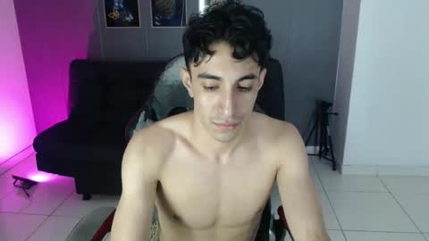 santii online show from February 2026 05:48:02 AM