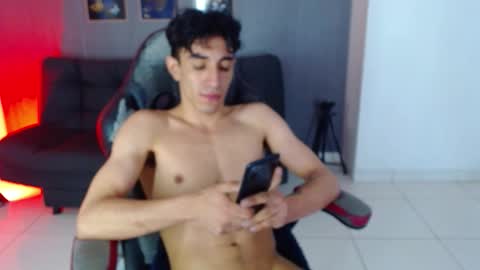 santii online show from March 2026 07:15:01 AM