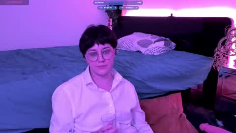 Cernos online show from September 2025 08:10:01 PM