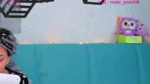 Snapshot of moto_ponchik chatting on April 2026 10:07:02 AM Kris online show from April 2026 10:07:02 AM