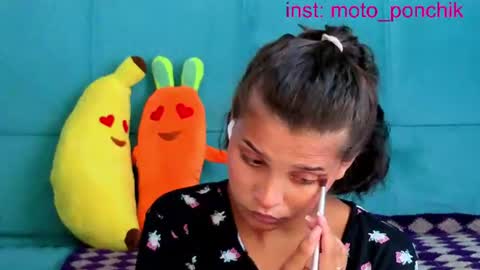 Snapshot of moto_ponchik chatting on July 2026 08:34:01 AM Kris online show from July 2026 08:34:01 AM