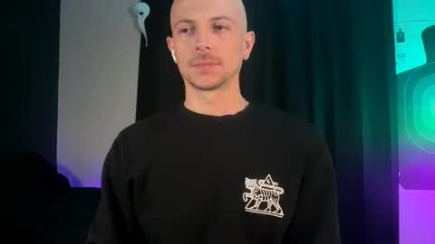 mount_vesuvius online show from September 2025 04:23:01 PM