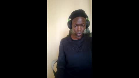 Mouthymiss online show from December 2025 05:01:01 AM