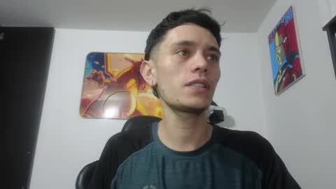 Snapshot of mr_andresr chatting on April 2026 02:51:02 AM Andy online show from April 2026 02:51:02 AM