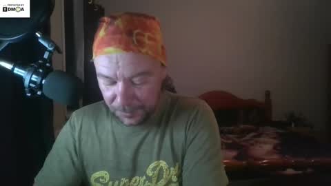 mr_i_ online show from October 2025 06:41:01 PM
