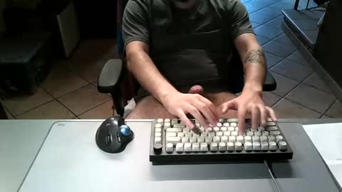 Snapshot of mr_kaa chatting on May 2026 04:23:02 PM mr_kaa online show from May 2026 04:23:02 PM
