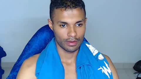 Max online show from April 2026 08:42:02 PM