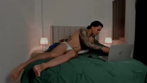 mr_maximo online show from March 2026 04:14:01 AM