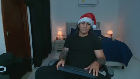 Snapshot of mr_maximo chatting on June 2026 02:22:02 AM mr_maximo online show from June 2026 02:22:02 AM