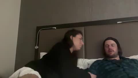 Mr  Mrs Glitter online show from February 2026 05:50:02 AM