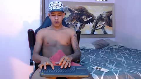 Snapshot of mr_stiven_ chatting on March 2025 01:34:02 AM mr_stiven_ online show from March 2025 01:34:02 AM