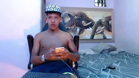 Snapshot of mr_stiven_ chatting on March 2025 06:41:01 AM mr_stiven_ online show from March 2025 06:41:01 AM