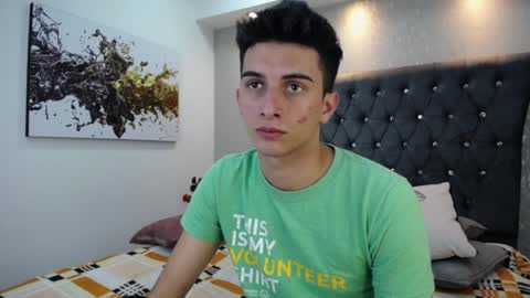 Snapshot of mr_williseo chatting on January 2025 01:50:01 AM williseo online show from January 2025 01:50:01 AM