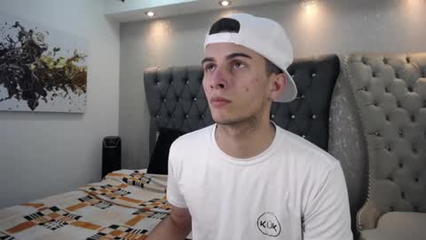 Snapshot of mr_williseo chatting on March 2025 07:17:02 PM williseo online show from March 2025 07:17:02 PM