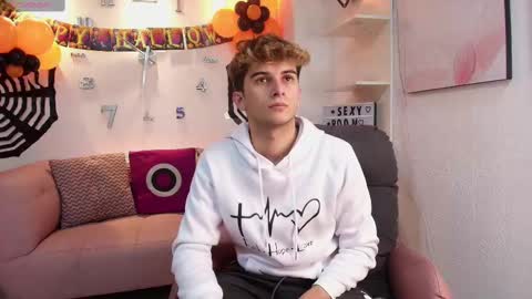 Snapshot of mr_williseo chatting on October 2025 07:24:02 PM williseo online show from October 2025 07:24:02 PM