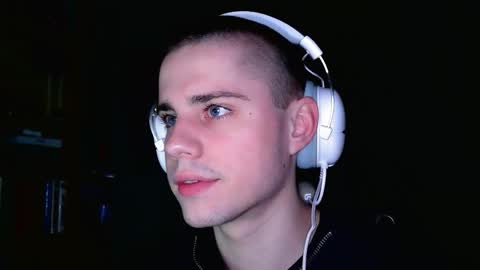 Mr Roman online show from February 2026 03:24:01 AM