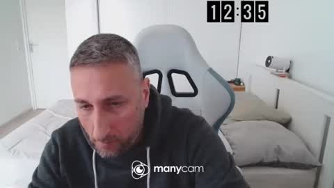 Snapshot of mrdr000 chatting on March 2026 11:35:01 AM mrdr000 online show from March 2026 11:35:01 AM