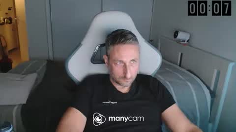 Snapshot of mrdr000 chatting on April 2026 10:07:02 PM mrdr000 online show from April 2026 10:07:02 PM