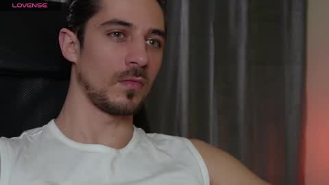 Snapshot of mrgreeneyes01 chatting on February 2025 07:25:01 PM juan luis online show from February 2025 07:25:01 PM