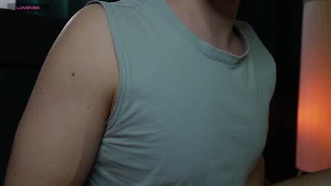 Snapshot of mrgreeneyes01 chatting on February 2025 04:58:01 PM juan luis online show from February 2025 04:58:01 PM