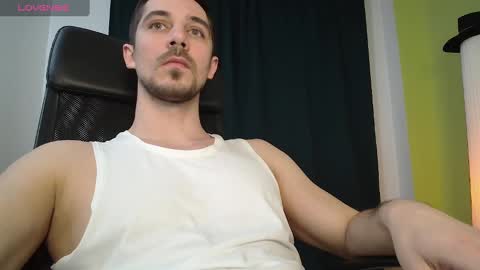 Snapshot of mrgreeneyes01 chatting on February 2025 09:57:01 PM juan luis online show from February 2025 09:57:01 PM