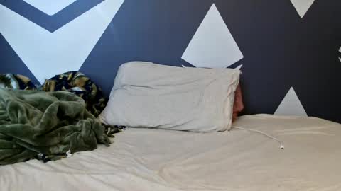 mrhoneybunz online show from July 2026 08:24:01 PM