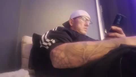 mrj1979 online show from December 2024 01:13:02 PM