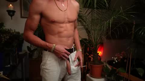 Mr Long online show from September 2025 10:42:01 PM