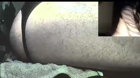 Snapshot of mrn0ice chatting on October 2025 11:33:02 AM MR NO ICE online show from October 2025 11:33:02 AM