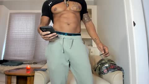 Snapshot of mromg007 chatting on January 2025 07:29:01 PM mromg007 online show from January 2025 07:29:01 PM