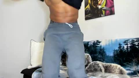 Snapshot of mromg007 chatting on February 2025 02:04:01 PM mromg007 online show from February 2025 02:04:01 PM