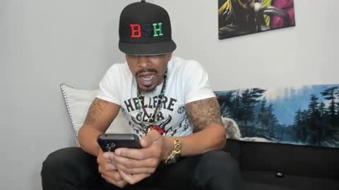 Snapshot of mromg007 chatting on February 2025 08:58:02 PM mromg007 online show from February 2025 08:58:02 PM