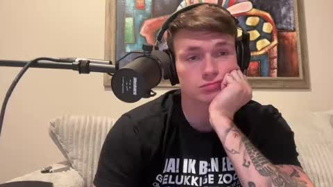 Snapshot of mrryanvoss chatting on January 2025 11:07:01 PM Mr Ryan Voss online show from January 2025 11:07:01 PM