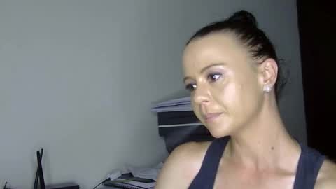 mrs_bunny_swing online show from April 2026 01:41:01 PM