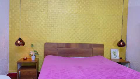 mrs_buttocks online show from February 2025 02:14:02 PM